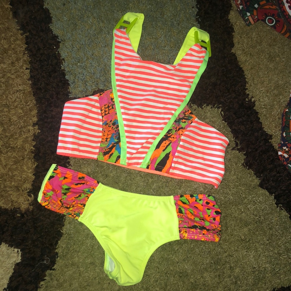 Bikini 👙 set “S”